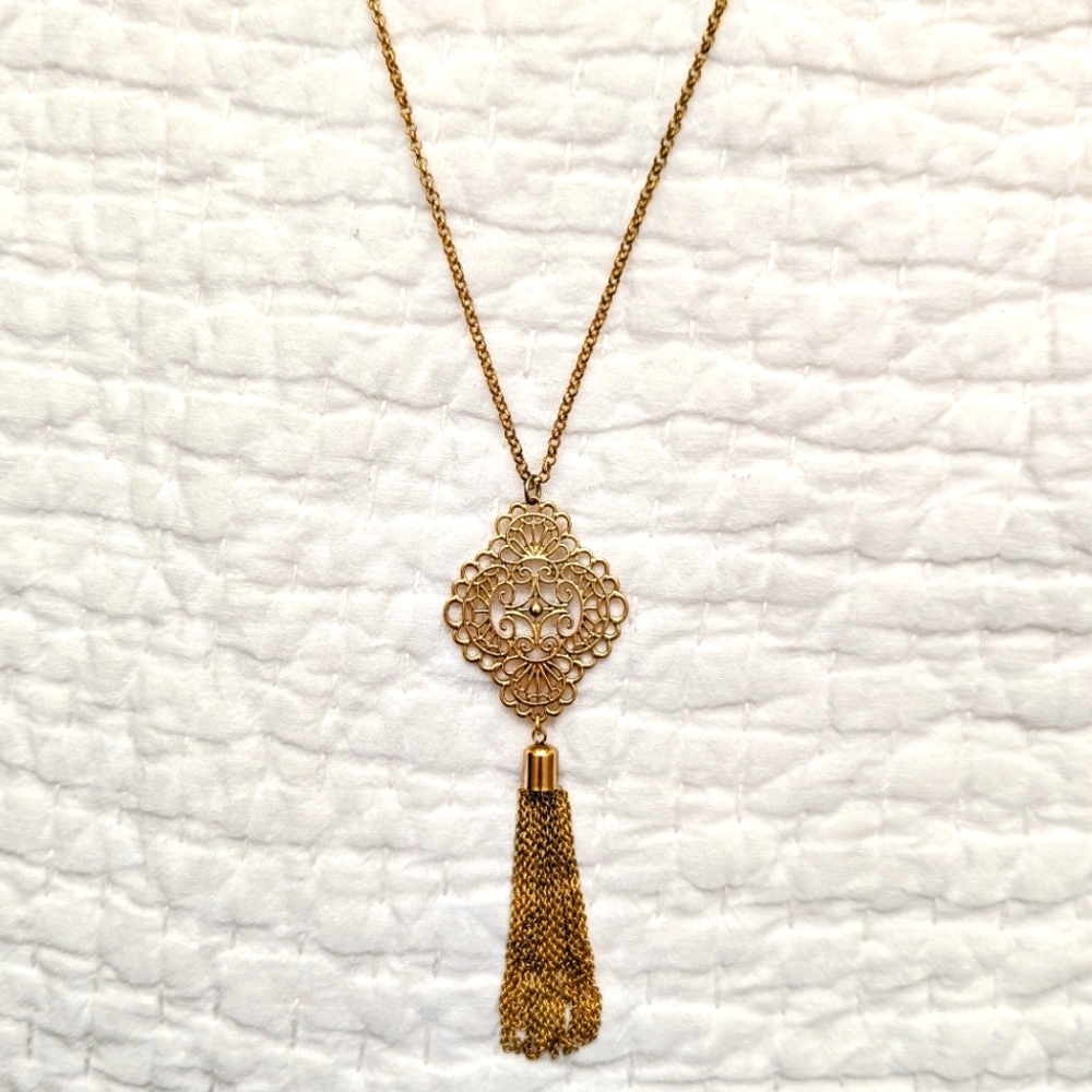 Francesca's Long Gold Necklace with Pendant